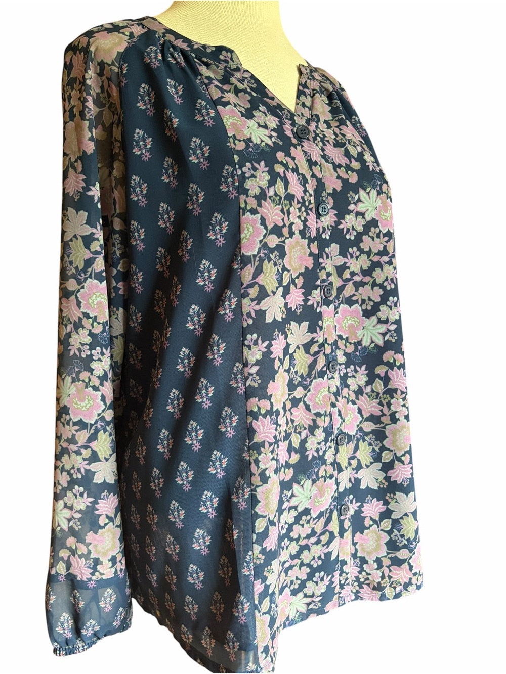 Coldwater Creek Navy Button-Front Floral Blouse with Pink Accents - Picture 5 of 6
